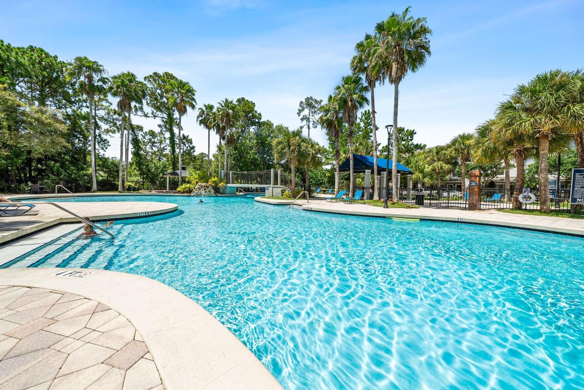Chic 2br2ba- Minutes To Airport & Westchase #3 Apartment