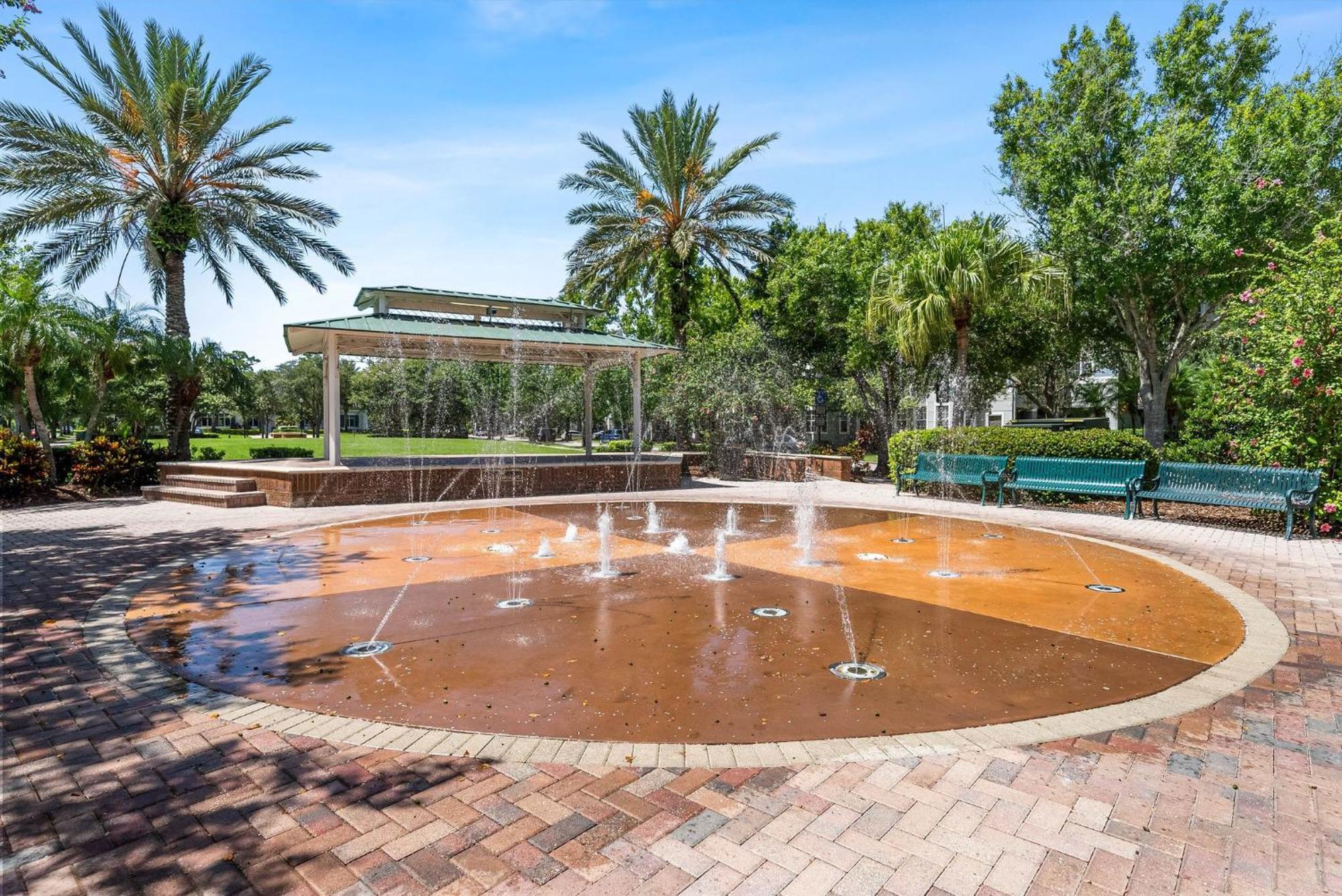 Chic 2br2ba- Minutes To Airport & Westchase #3 Apartment Tampa