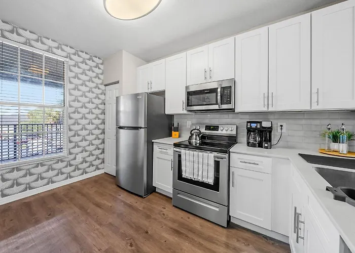 Chic 2Br2Ba- Minutes To Airport & Westchase #3